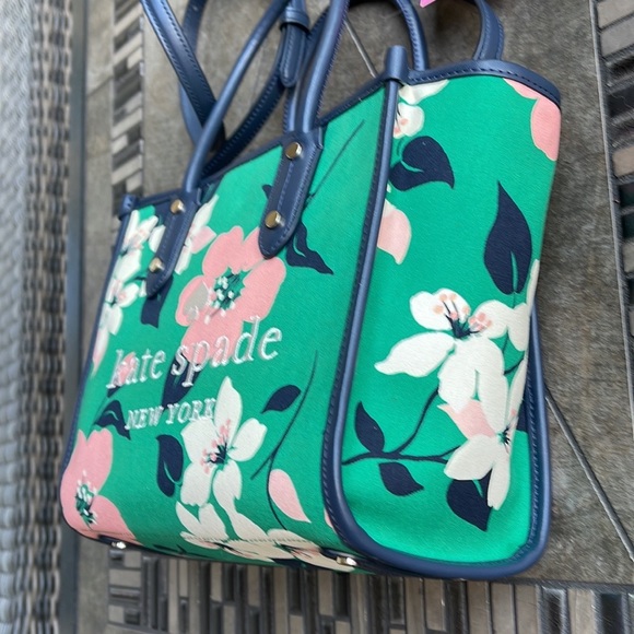 Kate Spade Lily Blooms Small Tote Crossbody Green Multi K7302 - Picture 8 of 16